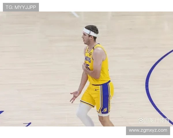 里夫斯32分7篮板6助攻救赎绝平 里夫斯32分7篮板6助攻救赎绝平